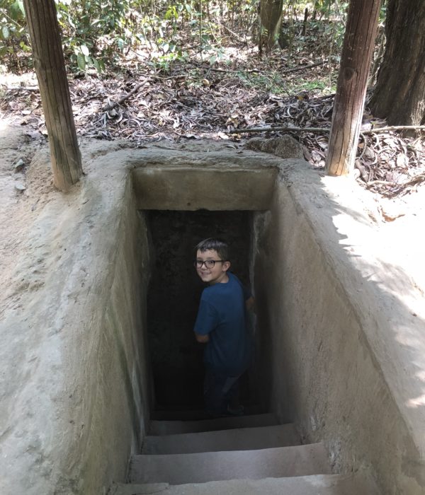 Củ Chi Tunnels